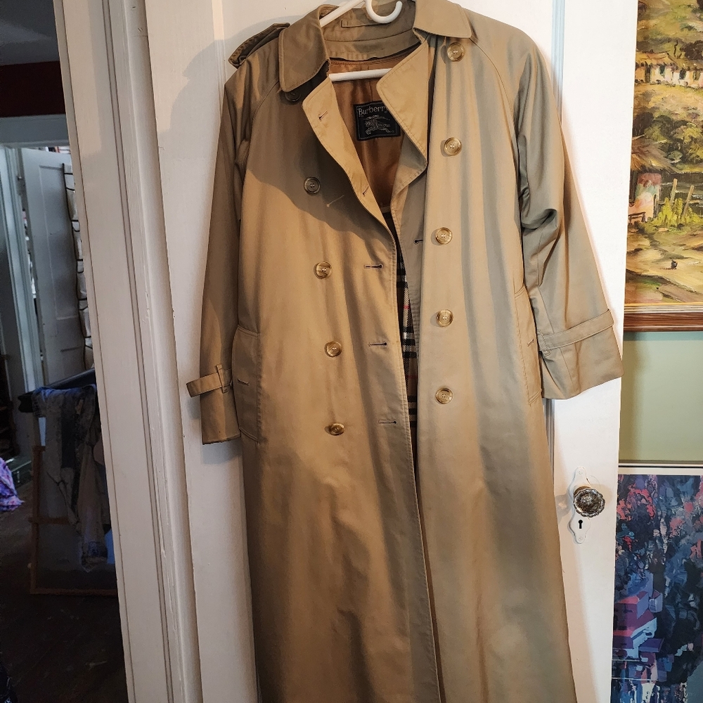 Burberry trench classic plaid coat with liner